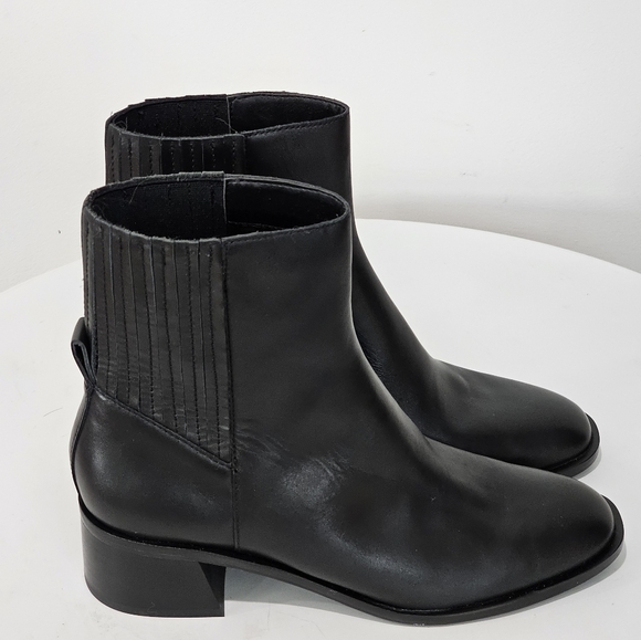 Dolce Vita Martey H2O Waterproof Bootie - Picture 4 of 6